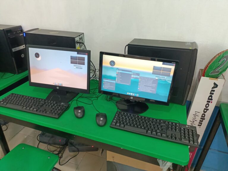 Innovación en las Aulas de Medios: OTDE brinda mantenimiento e impulsará software libre en la Región Ecatepec